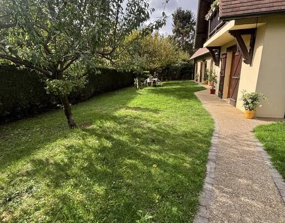 Maison 6 pièces 146 m²