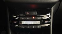 Peugeot 208 1.2 PureTech 75ch S&S Style — photo 27
