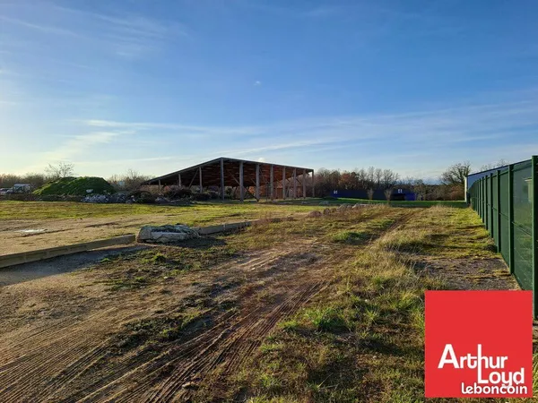 LOCAL D'ACTIVITE 672 m² CHAUVIGNY