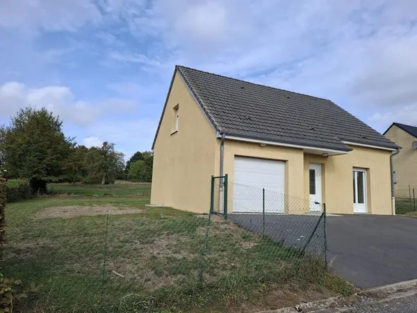 Maison individuelle, 3 chambres, garage et jardin clos