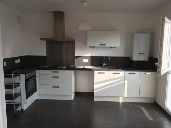 CAGNY-APPARTEMENT T2 AVEC BALCON