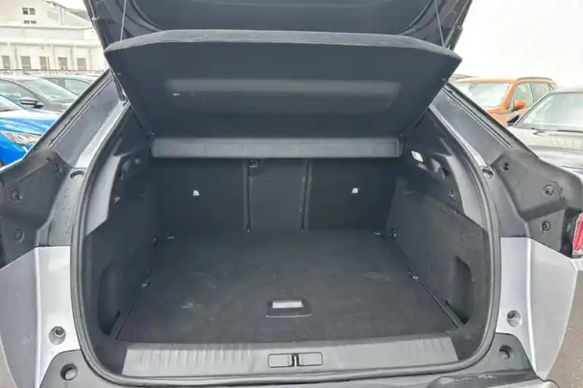 Peugeot 3008 hybrid 145 e-dcs6 — photo 30