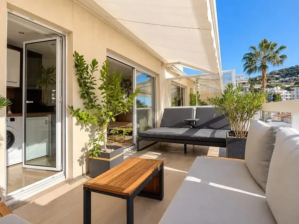 Cannes Basse Californie dernier étage