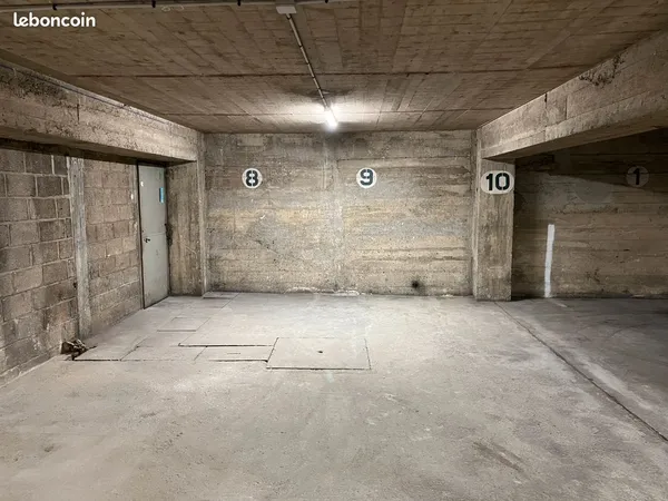 Parking couvert Moto Paris 16 Pte Saint Cloud