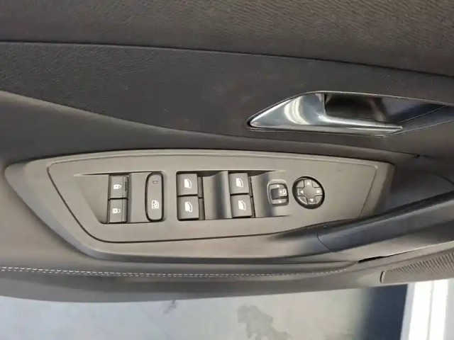 Peugeot 308 sw bluehdi 130ch s&amp;s bvm6 — photo 20