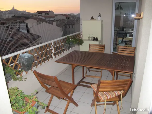 Beau T3 69m2, terrasse 10m2 et garage - ROUET