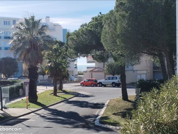 Studio 1 pièce 21 m²