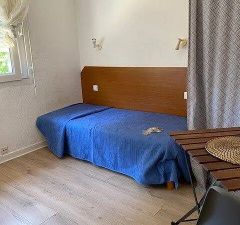 Studio 1 pièce 14 m²