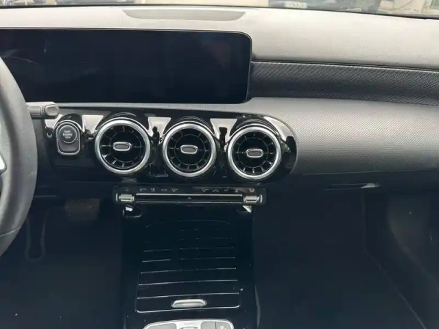 Mercedes Classe A 250 e progressive line — photo 16