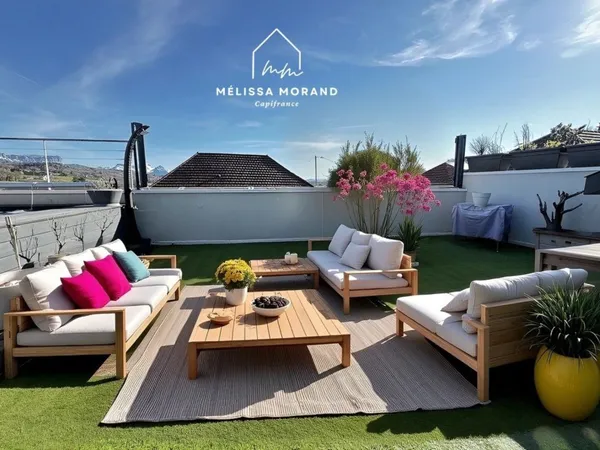 Bien d'exception, maison de village triplex unique de 285 m2 à vendre à ALLONZIER LA CAILLE (74), ré