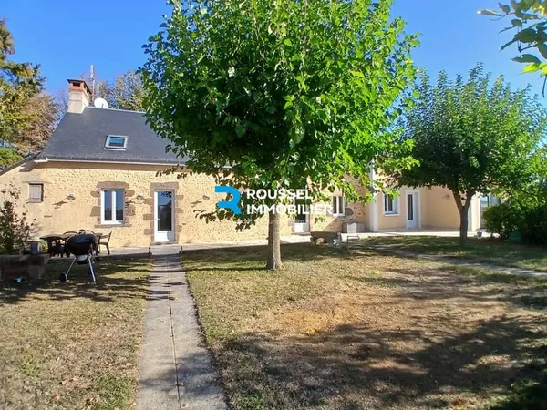 Maison de caractère 6 chambres Terrain de 2 500 m² Pezé-le-Robert