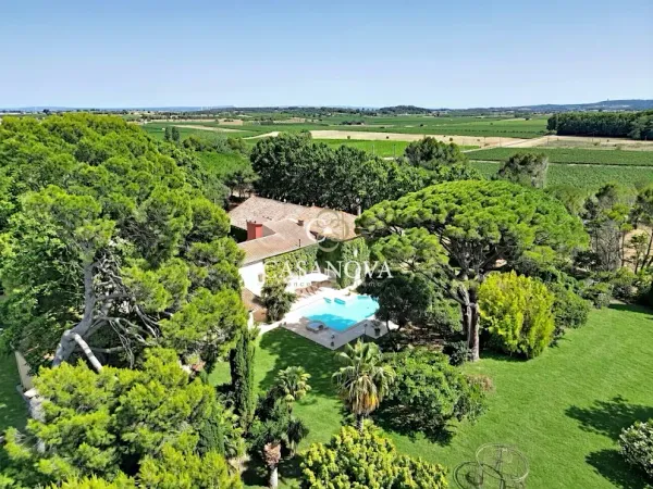 Propriété 15 pièces 770 m²
