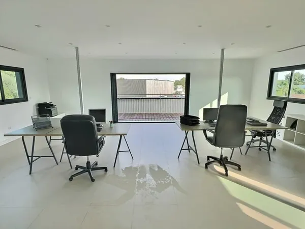 BUREAUX à louer