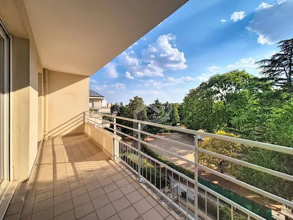 Appartement 5 pièces 106 m²