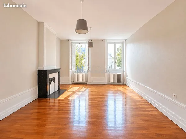 Appartement 3 pièces 82 m²