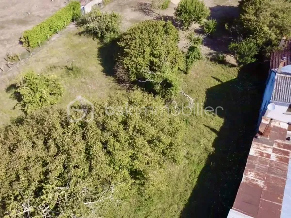 Terrain 1308 m²