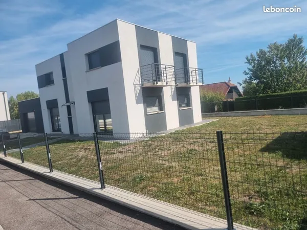 Maison neuve 150 m² - 5 ch. - DPE A - Terrain 600 m² - Saint-Suzanne