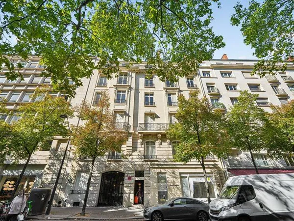 Bureaux 530 m²