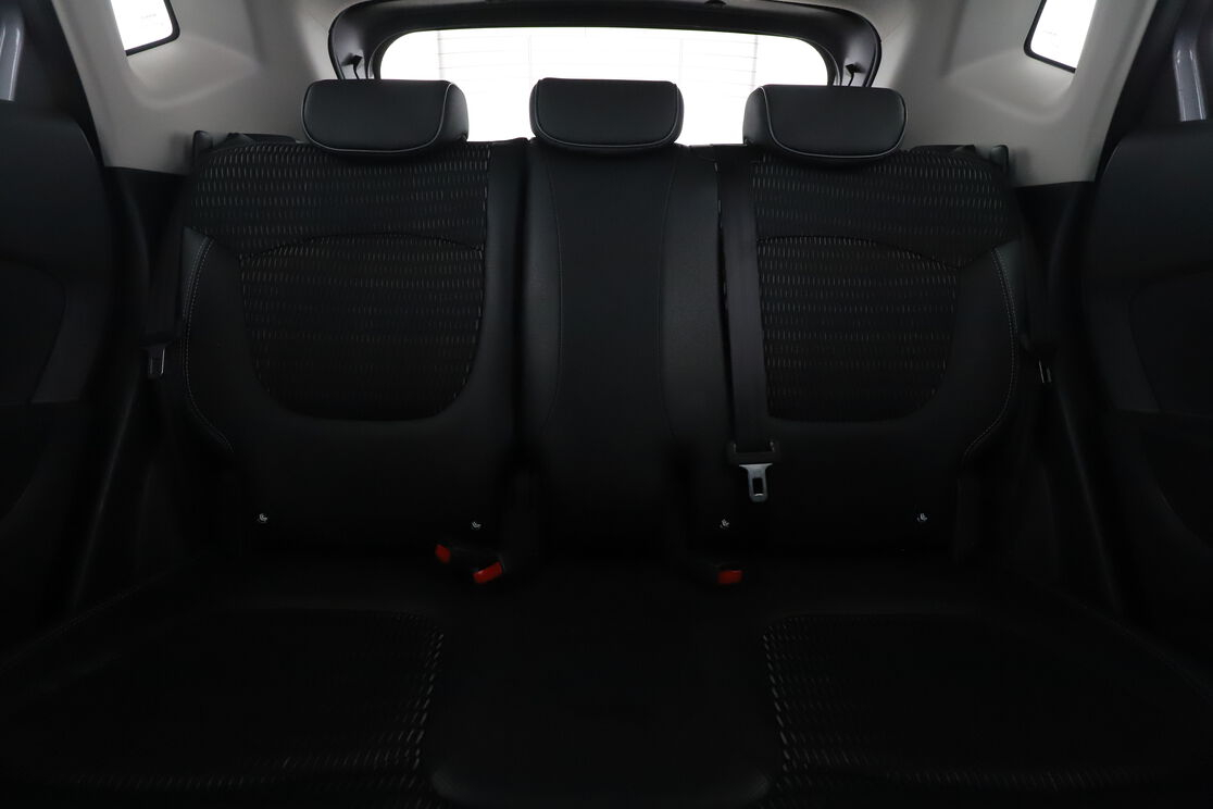 Renault Captur 1.2 TCe Energy Intens EDC — photo 14