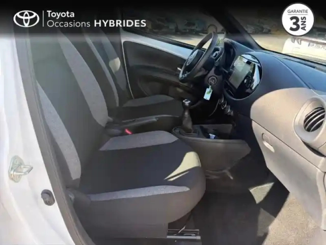 Toyota Aygo X 1.0 vvt-i 72ch dynamic my24 — photo 6