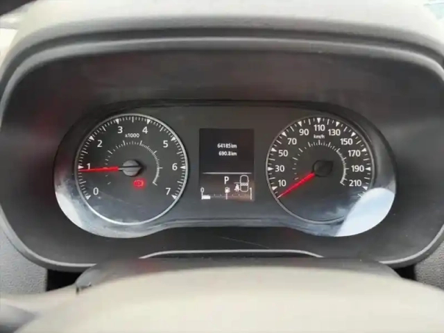 Dacia Duster 1.3 tce 150ch fap prestige 4x2 edc — photo 9