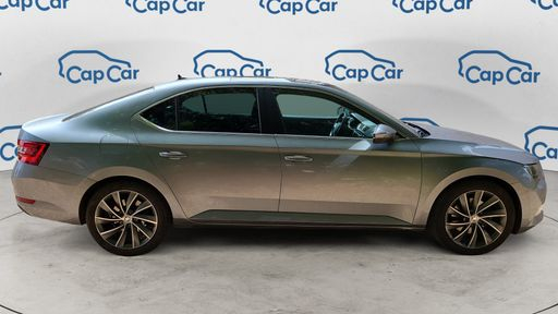 Skoda Superb 1.8 TSI 180 DSG7 - Laurin & Klement – 2016 – 149981 km – Essence – Boîte Automatique — photo 9