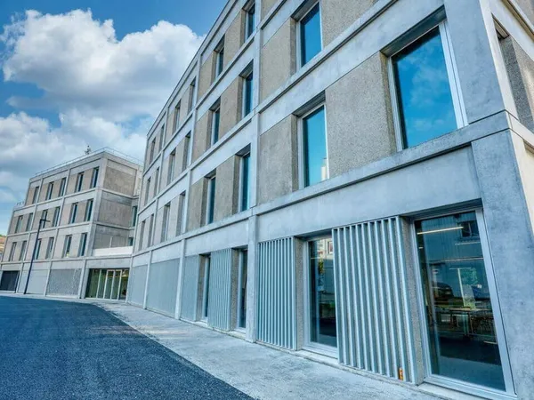 Bureaux 2357 m²