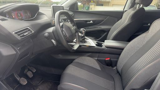 Peugeot 3008 1.2 PureTech 130 - Active – 2020 – 57608 km – Essence – Boîte Manuelle — photo 26