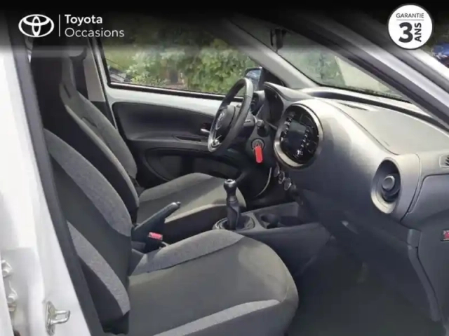Toyota Aygo X 1.0 vvt-i 72ch dynamic my23 — photo 6