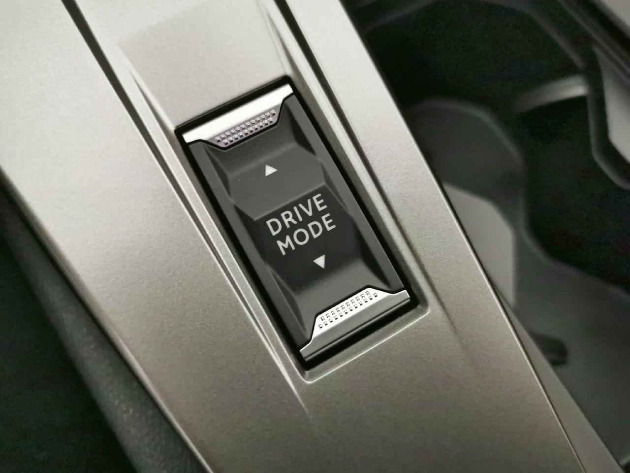 Peugeot 308 hybrid 145 e-dcs6 style — photo 21