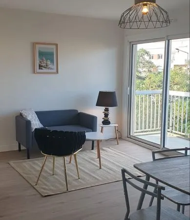T4 meublé entièrement rénové 3 chambres Angers