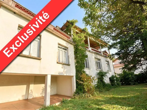 Immeuble 8 pièces 217 m²