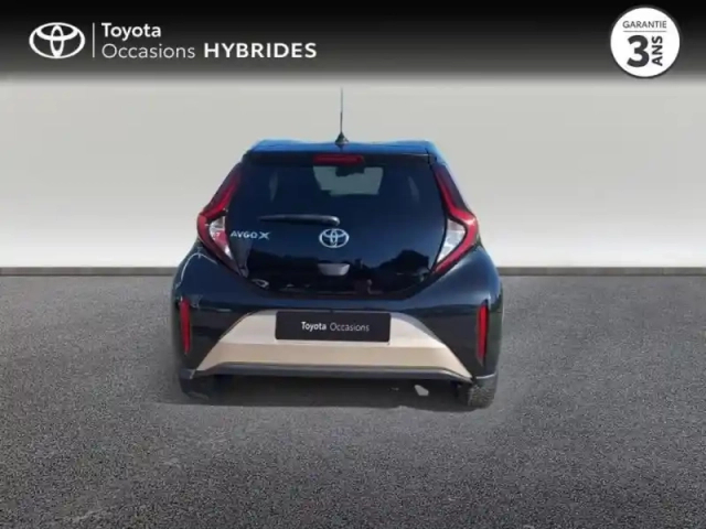 Toyota Aygo x 1.0 vvt-i 72ch design my23 — photo 8
