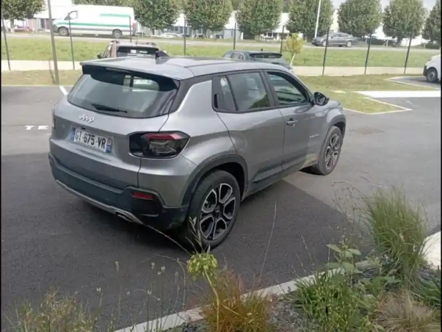 Jeep Avenger 1.2 turbo t3 100ch altitude + — photo 20