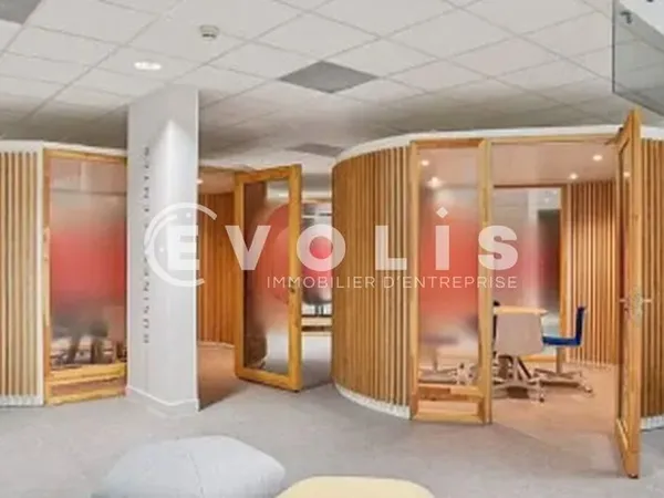 Bureau 39 m²