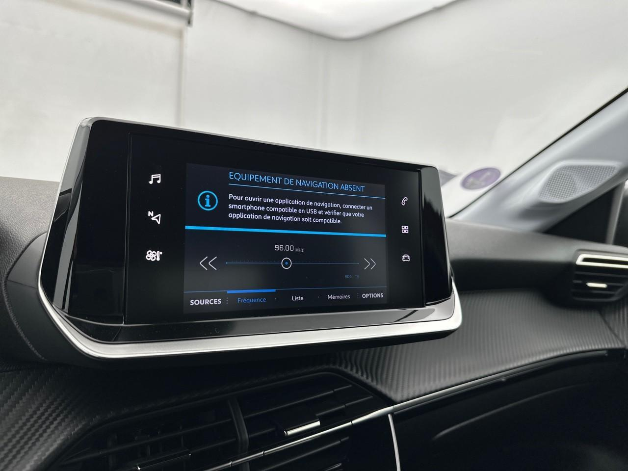 Peugeot 208 puretech 75 s&s bvm5 style — photo 10