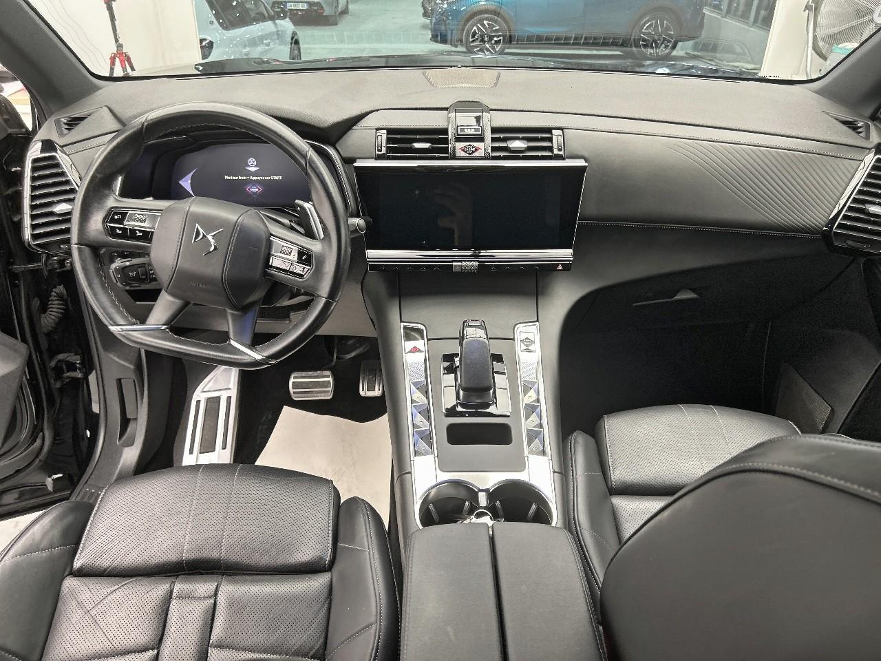 Ds Ds 7 crossback hybride rechargeable e-tense 300 eat8 4x4 opera — photo 12