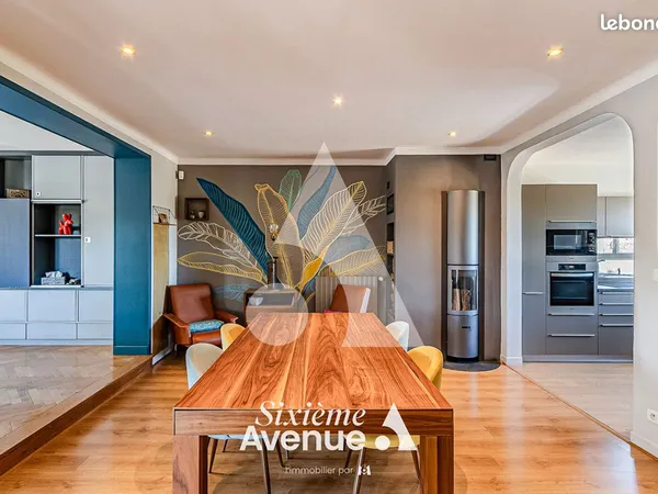 Maison 8 pièces 149 m²