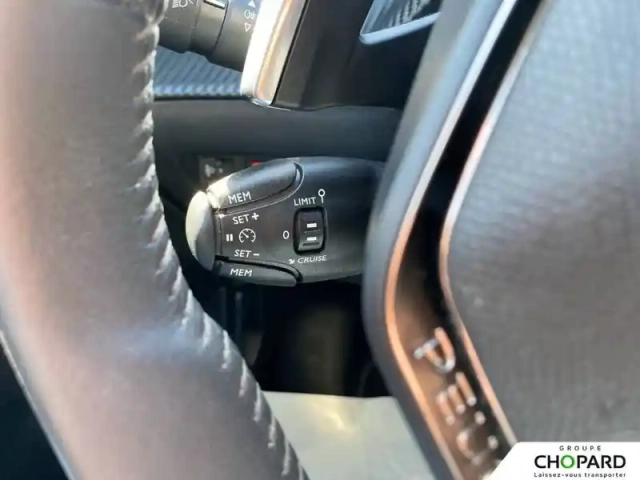 Peugeot 208 puretech 100 s&amp;s eat8 — photo 14