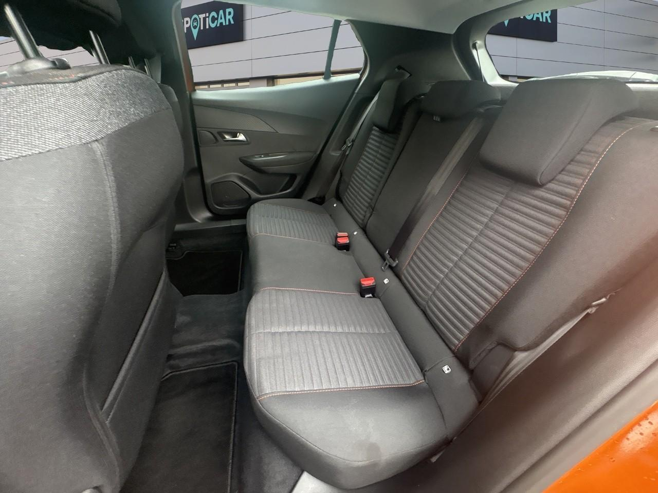 Peugeot 2008 1.2 puretech 130ch s&s active — photo 10
