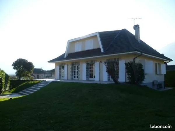 Villa 6 pièces 152 m²