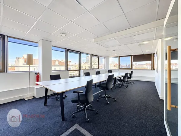 Bureaux clé en main _ Lumineux avec vues dégagées