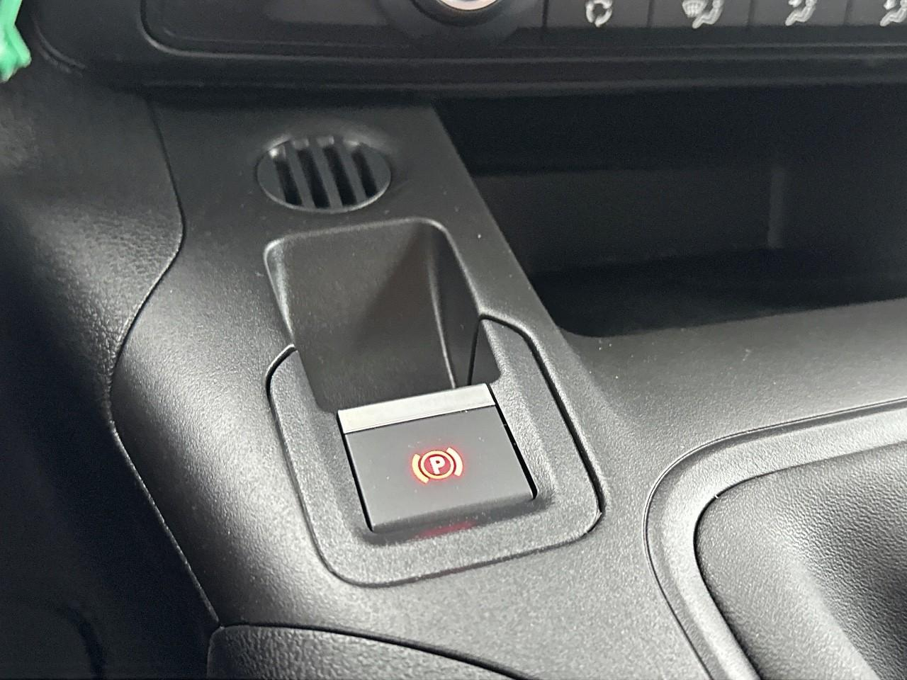 Citroën Berlingo van m diesel 100 ch manuelle — photo 29