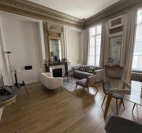 Appartement 2 pièces 61 m²