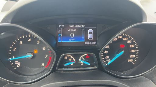 Ford Kuga 1.5 EcoBoost 150 4X2 - Titanium – 2016 – 168064 km – Essence – Boîte Manuelle — photo 14