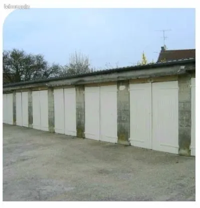 Garages 15 m2 rue des Vieilles Postes
