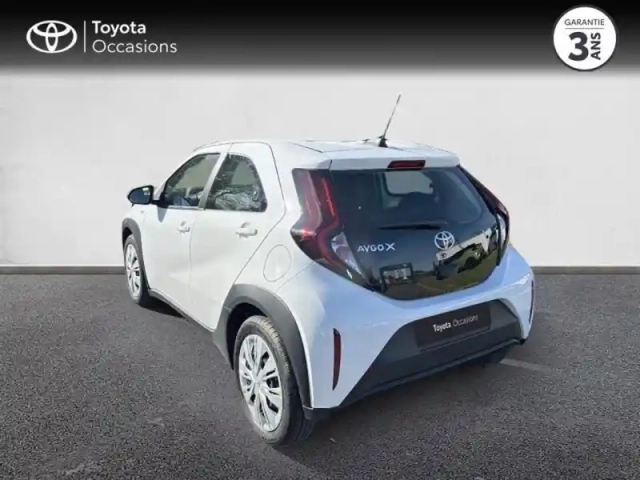 Toyota Aygo X 1.0 vvt-i 72ch dynamic my23 — photo 2