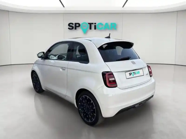 Fiat 500 e 118ch icône plus — photo 3