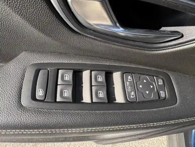 Renault Scenic iv zen energy tce 130 — photo 32
