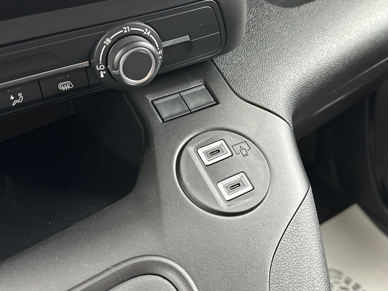 Citroën Berlingo van m diesel 100 ch manuelle — photo 29